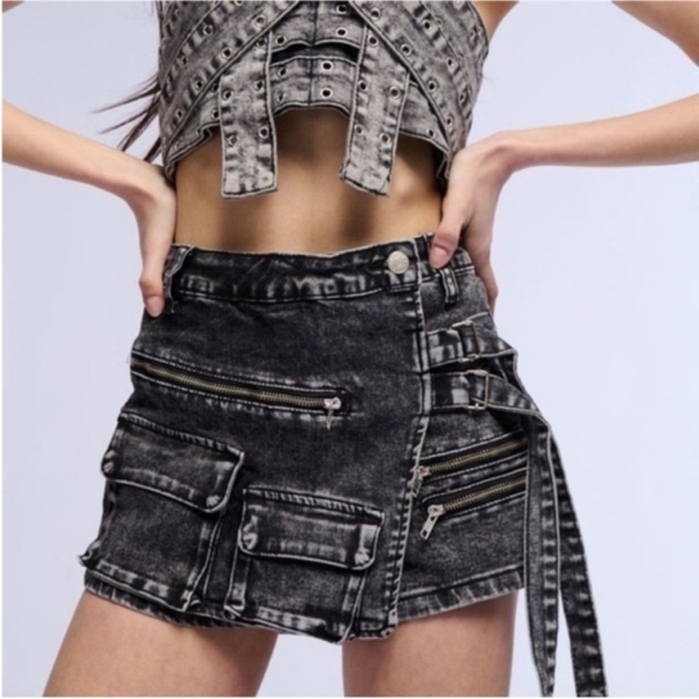 AKIRA Black Denim Mini Skirt with Zipper Details